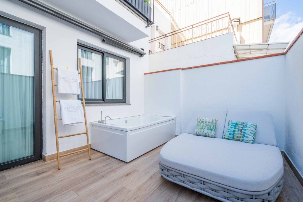 Suite Terraza Jacuzzi Exterior 3
