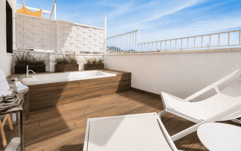 Habitación Premium Terraza Jacuzzi Exterior Neptuno Hotel & Spa Calella