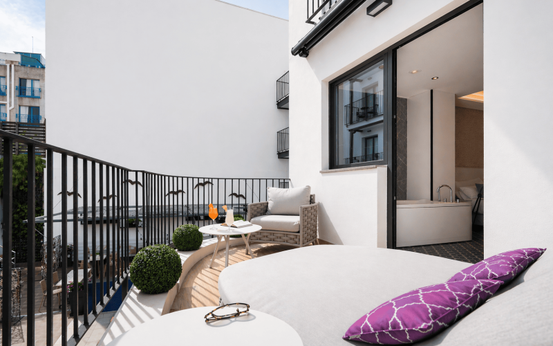 Habitación Premium Terraza Jacuzzi Interior Neptuno Hotel & Spa Calella