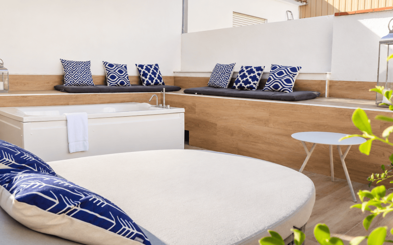 Habitación Privilege Terraza Jacuzzi Exterior Neptuno Hotel & Spa Calella